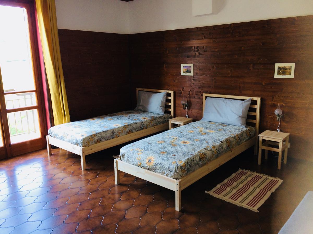 Tana Dell'Elfo B&B Gavi Extérieur photo